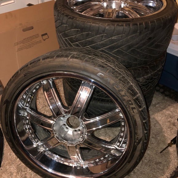 5 bolt rims universal rims - Picture 4 of 5